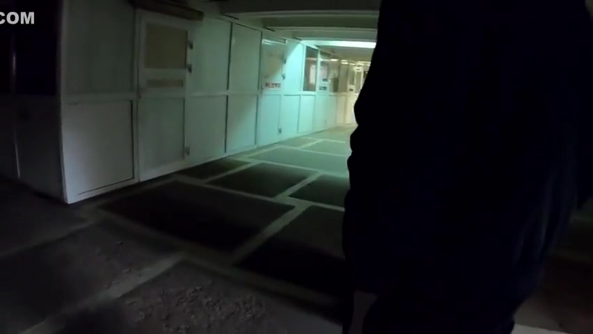 223 Guy Masturbates In The Underpass