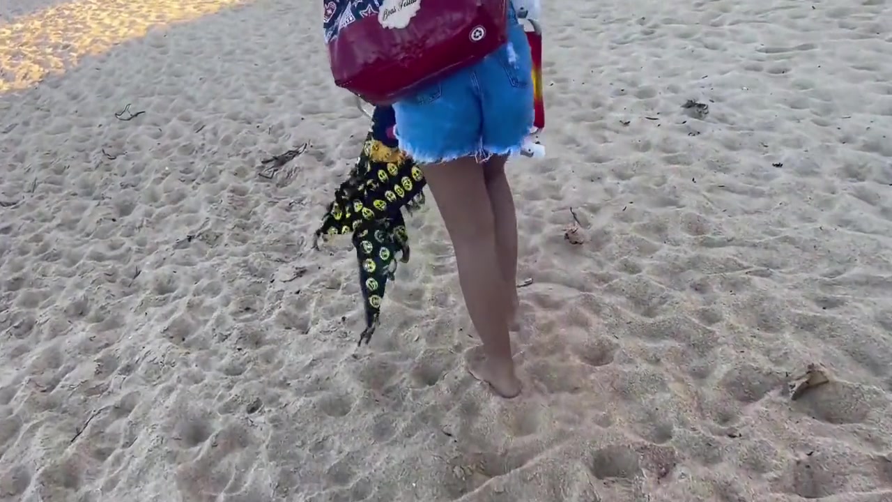 Encontrei Um Estranho Na Praia E Ele Me Levou Pra Casa Dele E Meteu O Pau Grande Na Minha Buceta Apertada (completo No Red) 12 Min With Family Therapy