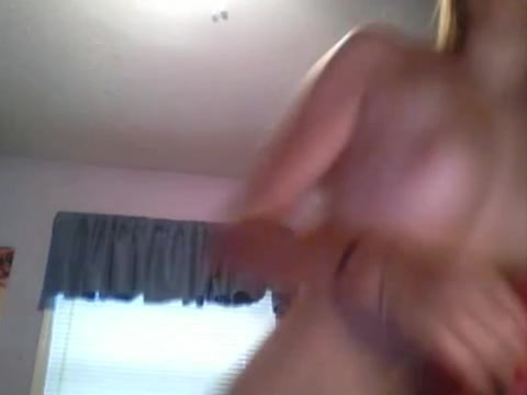 Tanned bitch is ready to show everything for her viewers