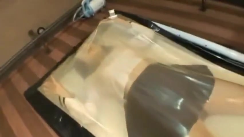 Experience of Girls Suffocating in Vacuum Bed