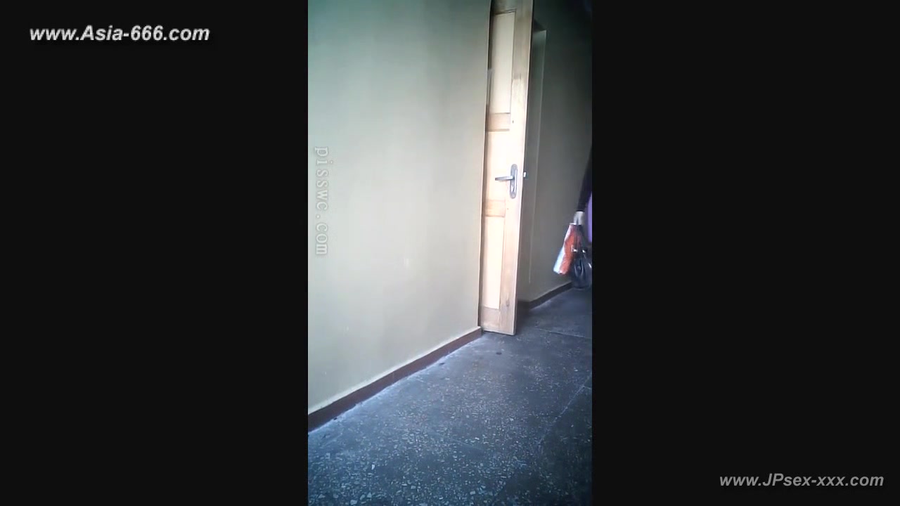 peeping blondes go to ***