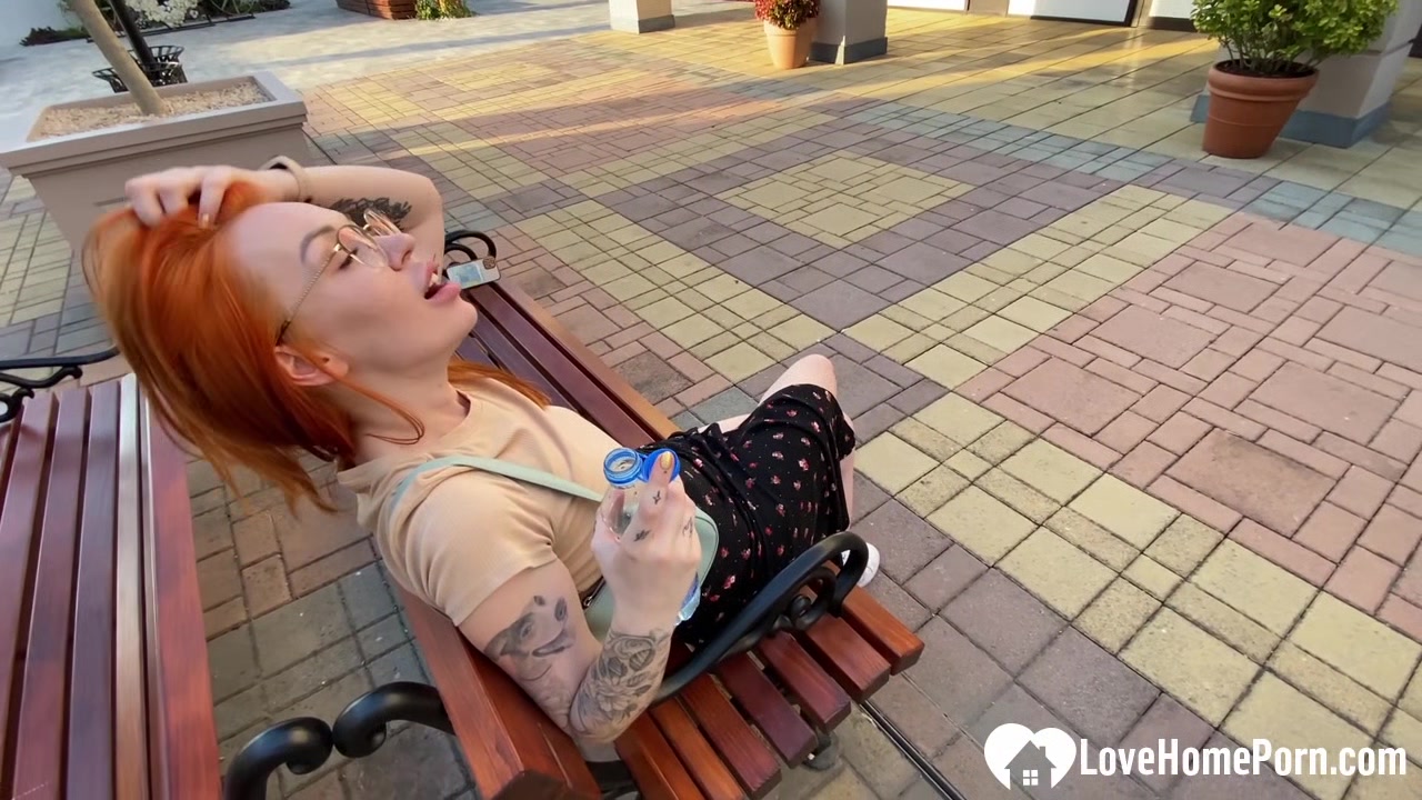I Pick Up a Hottie and Dick Her Down in a Public Toilet
