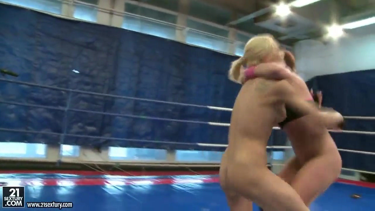 NudeFightClub with Angel Rivas and Niky Gold