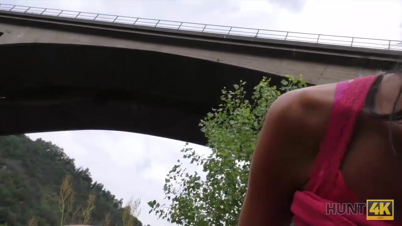 HUNT4K. Cuckold wants his money back so why allows GF to fuck