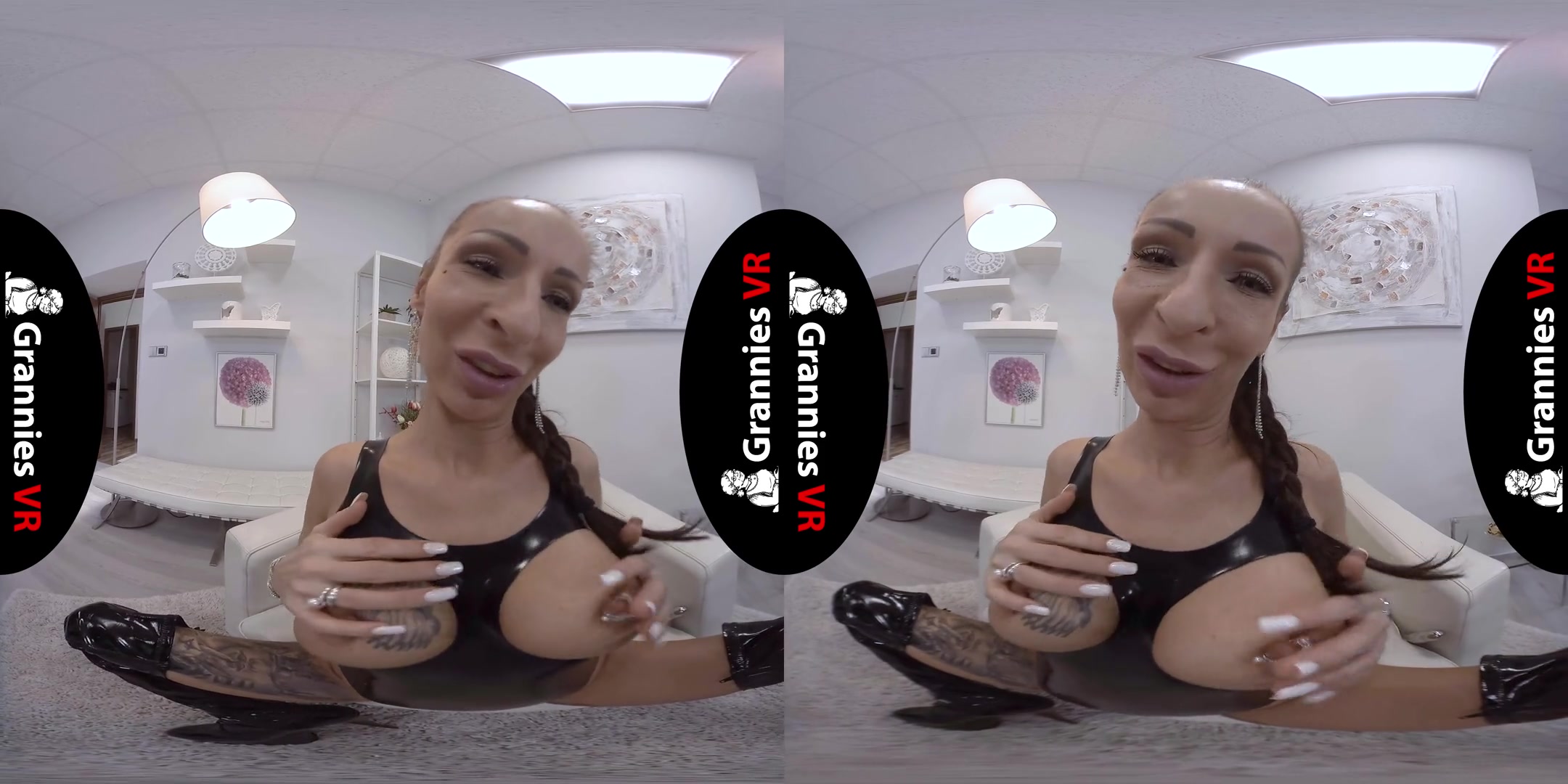 Valentina Sierra - Sexy Milf with Big Boobs - Big Tits Mature Toying