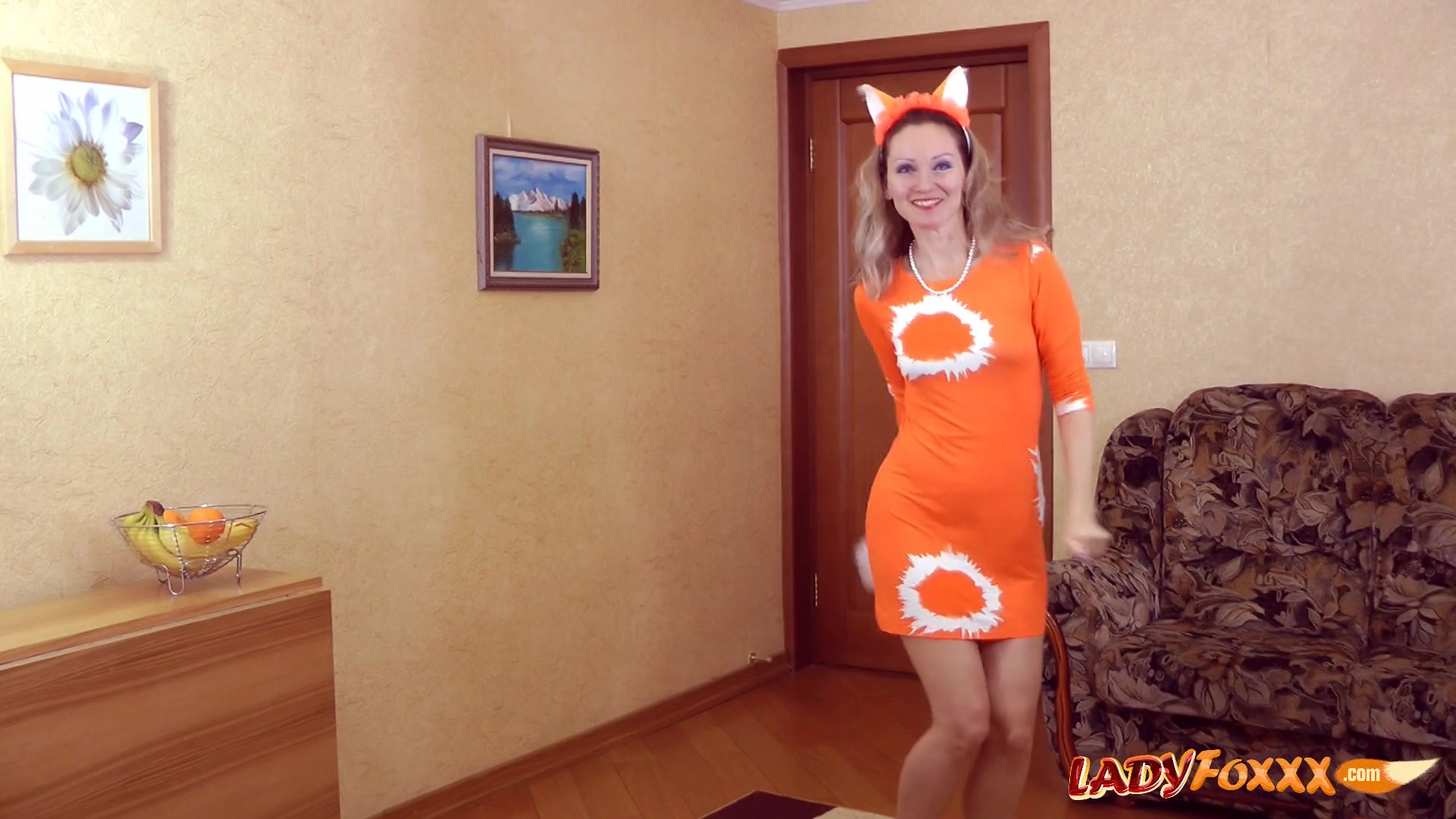 Fox Dance - Ladyfoxxx