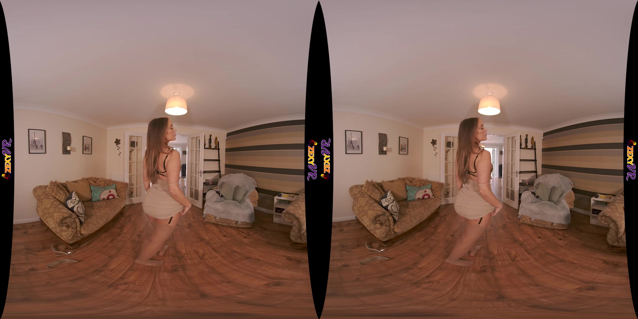 Sexy Surprise featuring Frankie L - ZexyVR