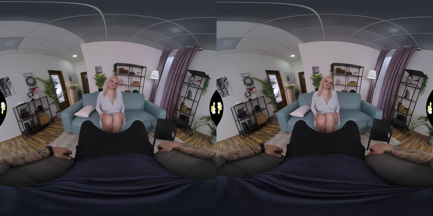 Let's Fuck Sandra Sweet - SqueezeVR