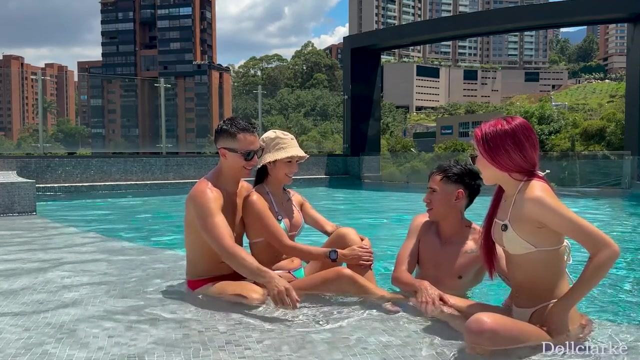 Amateur Swinger Hot Couples Have Sex In Medellin Colombia