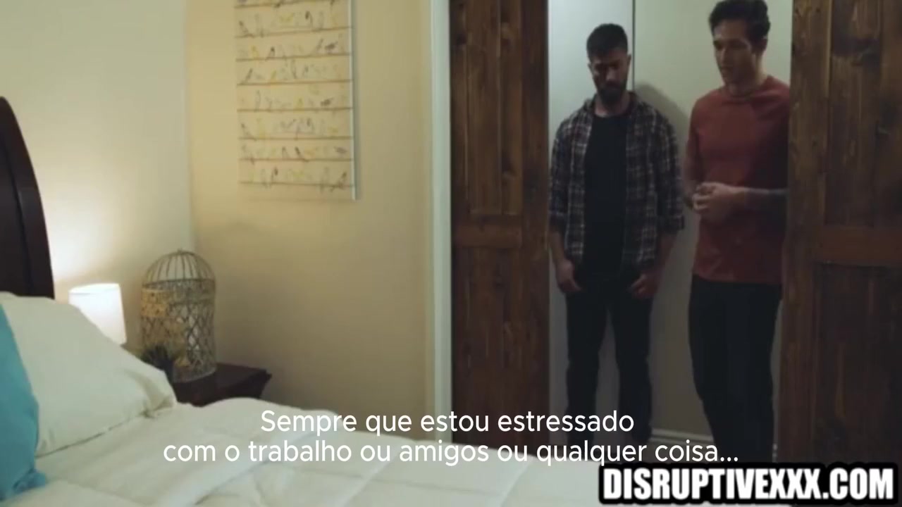 Garoto Se Apaixona Pelo Sequestrador E Volta Para Foder Com Ele - Sindrome De Estocolmo legendado 7 Min