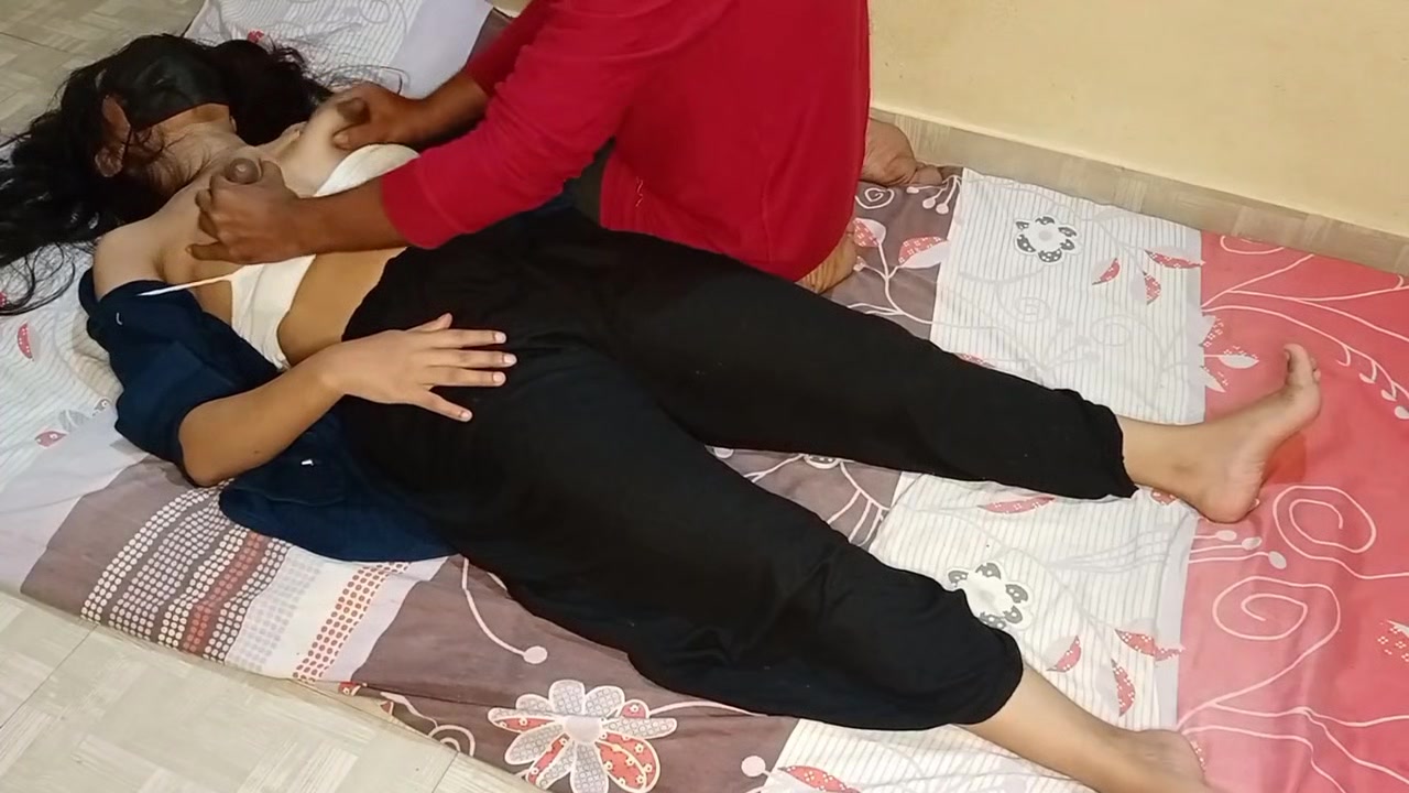 Indian Aunty Bhabhi Fucked While Cleaning Bathroom xlx
