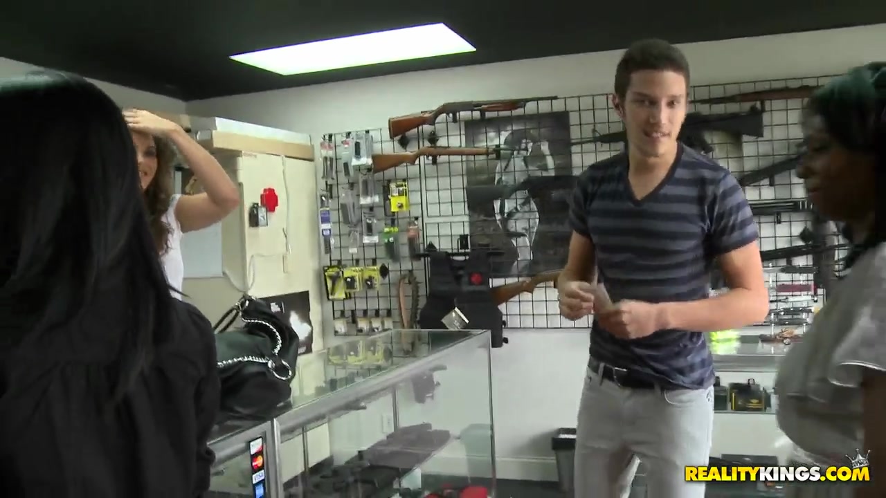 Amazing video of a guy posing on tape
