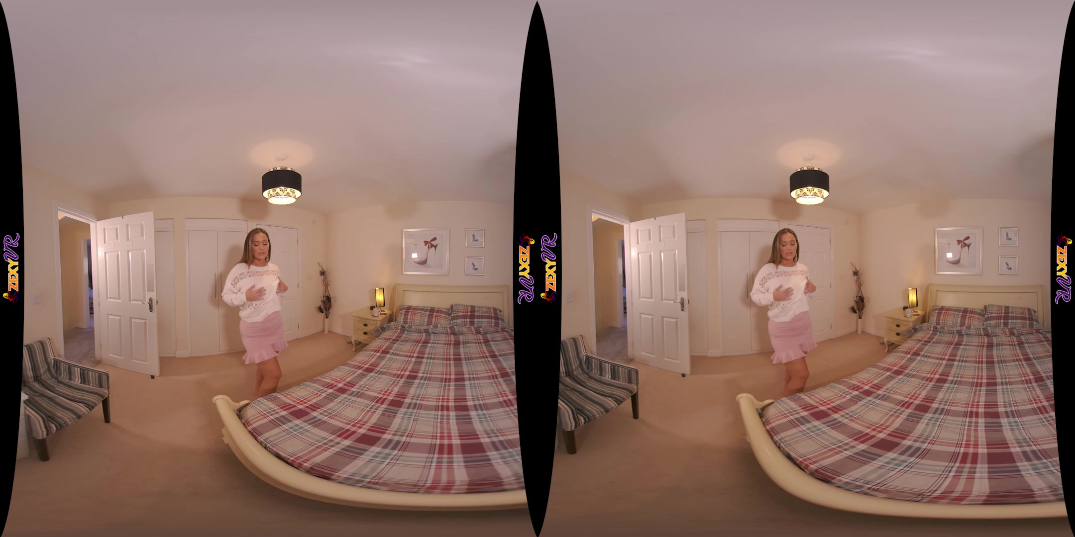 Raunchy Roommate featuring Frankie L - ZexyVR