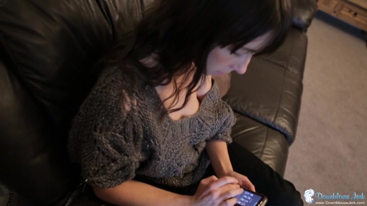 Veronica in Casual Downblouse - DownblouseJerk