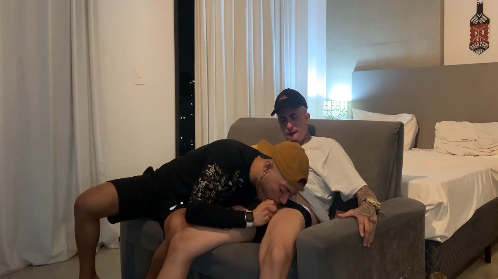 Gay Porn In O Maloka Do Meu Predio Me Chamou Para Um F1 E Acabou Liberando O Cu 6 Min