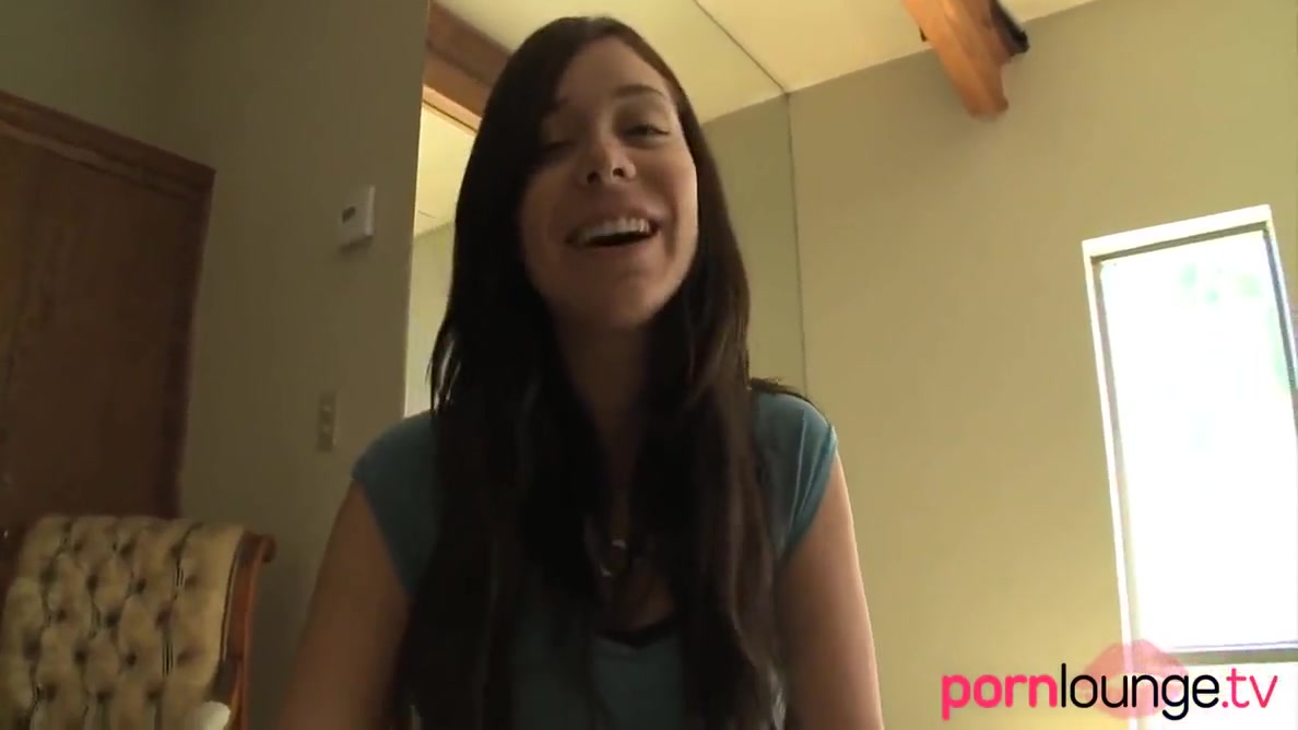 Busty Babe Gets Oral And Rides