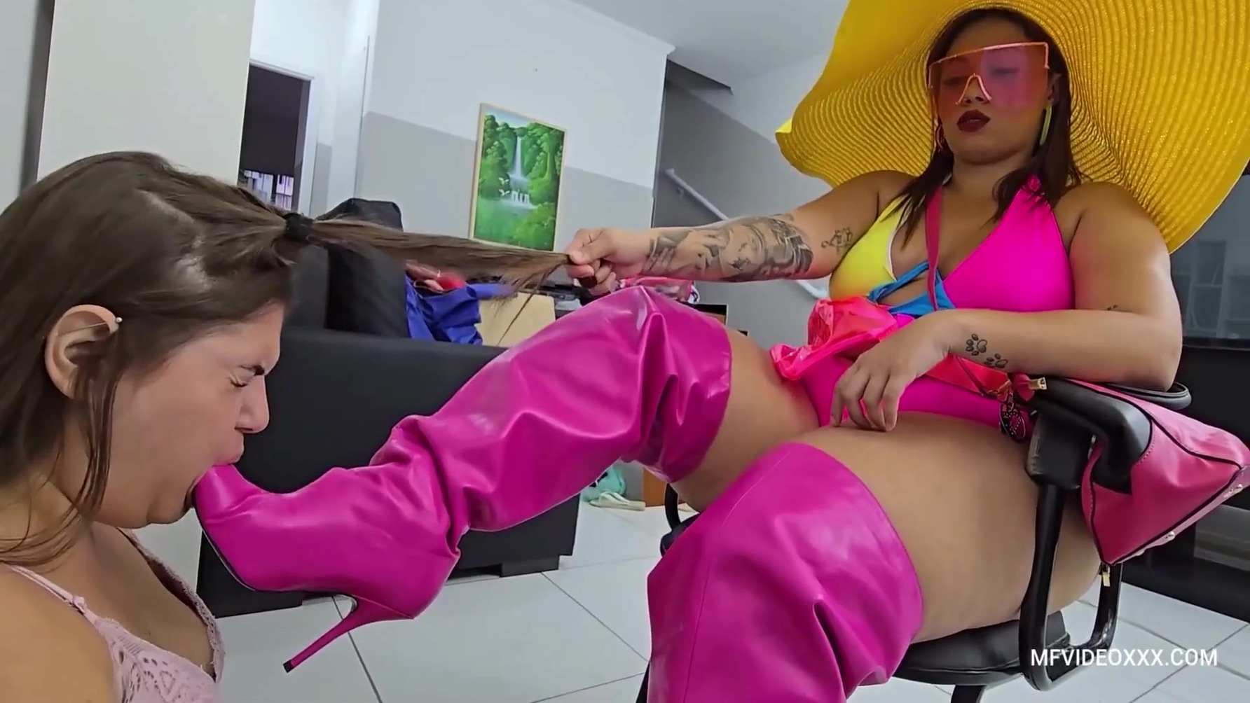 Nasty Rider With A Luscious Booty