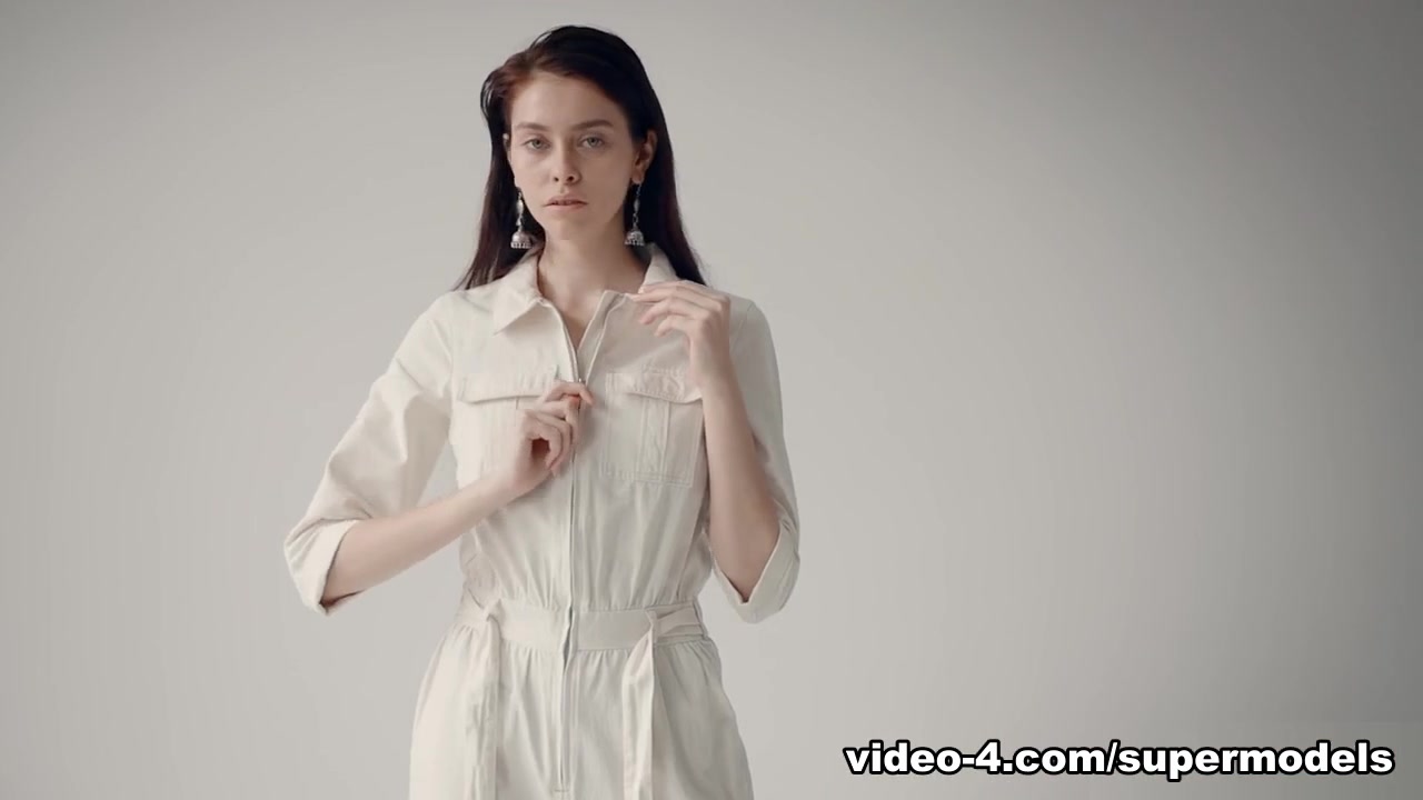 Victoria Garin in Pure - SuperBeModels