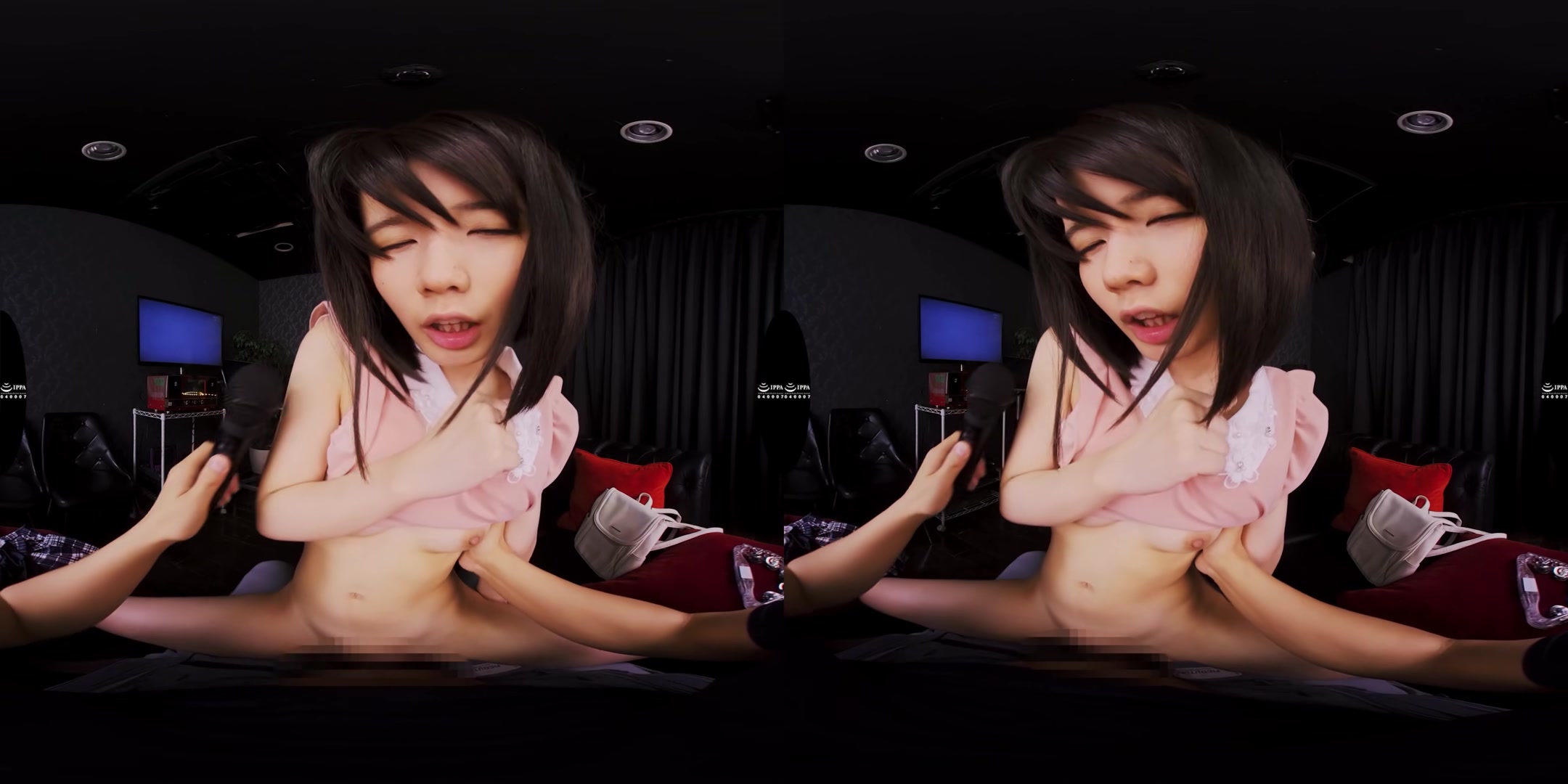 Mii Kurii - The Karaoke Box - Trying to Hold her Moan! - V1VR