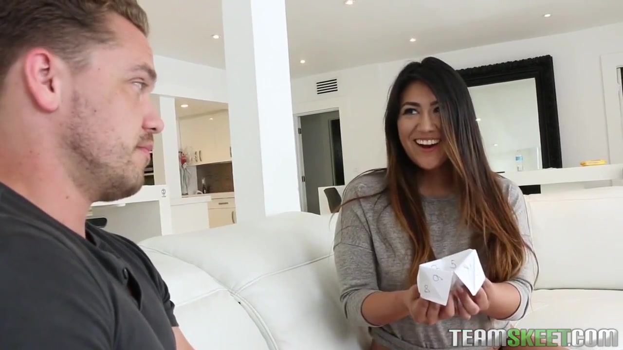 Lexi Bandera In Latino Fattie At Fortune Teller Fun