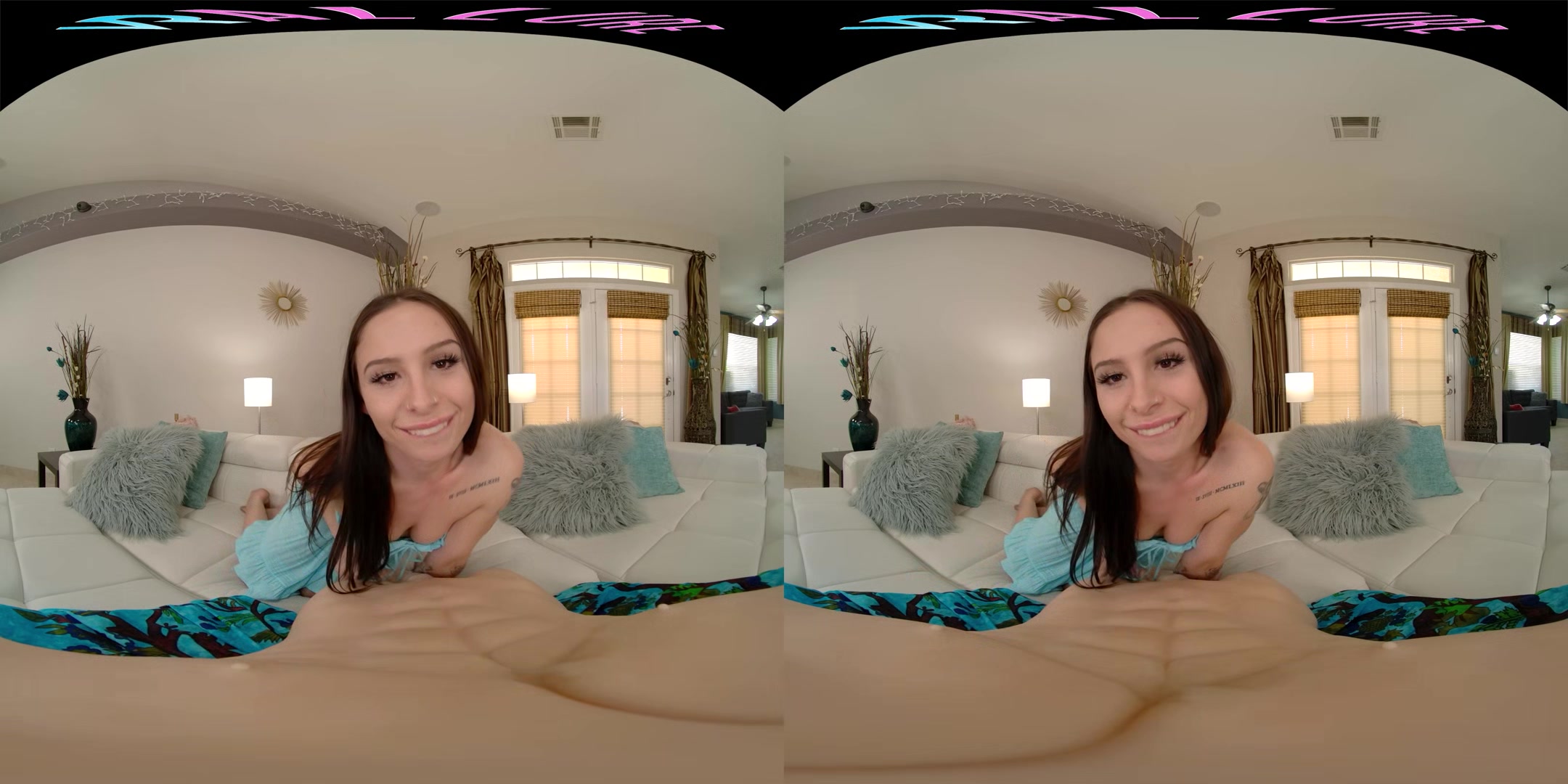 VRALLURE Lay Back And Relax