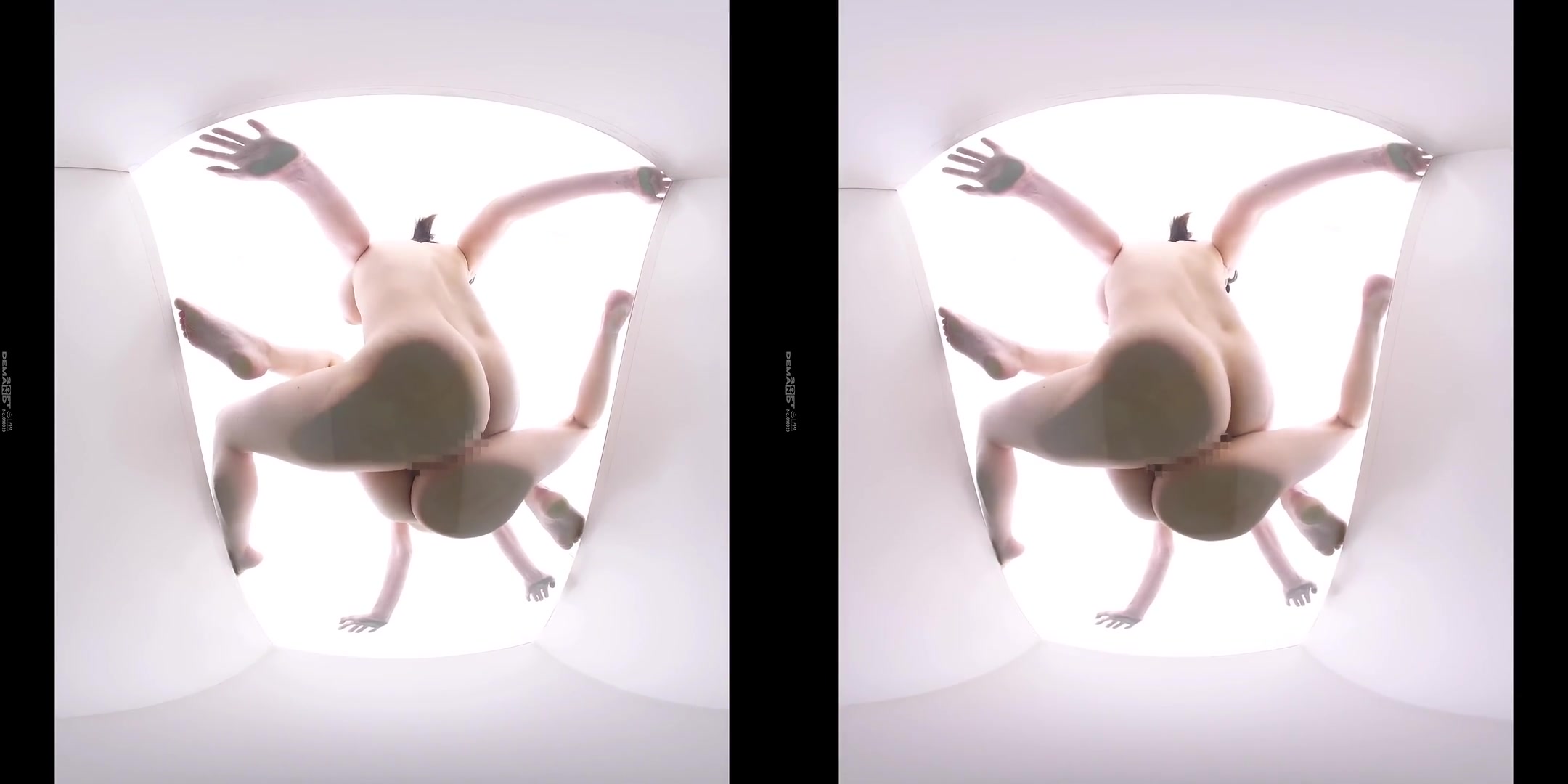 Great Sight! Lesbians Seen from Below VR; Japanese Big Tit Lesbians Making out and Playing 3D Porn