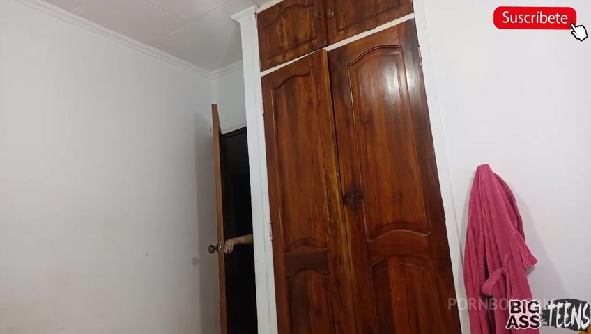 My cousin takes advantage of me once we are alone - PissVids