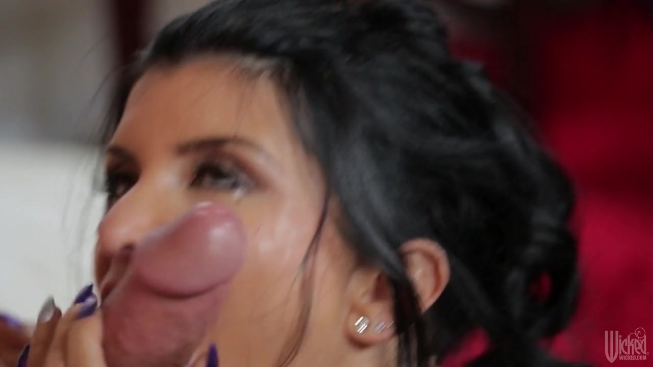 I Fucked My StepMom, Scene 3
