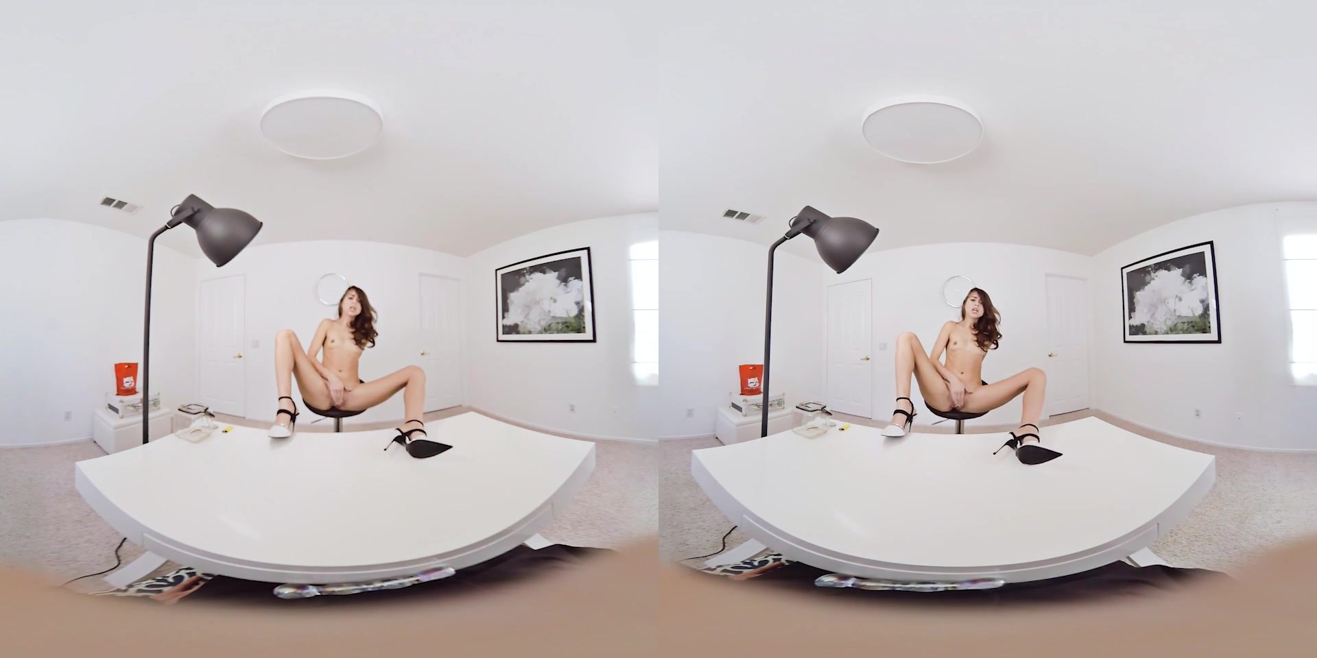 Riley Reid in Guilty untill proven innocent - VRBangers