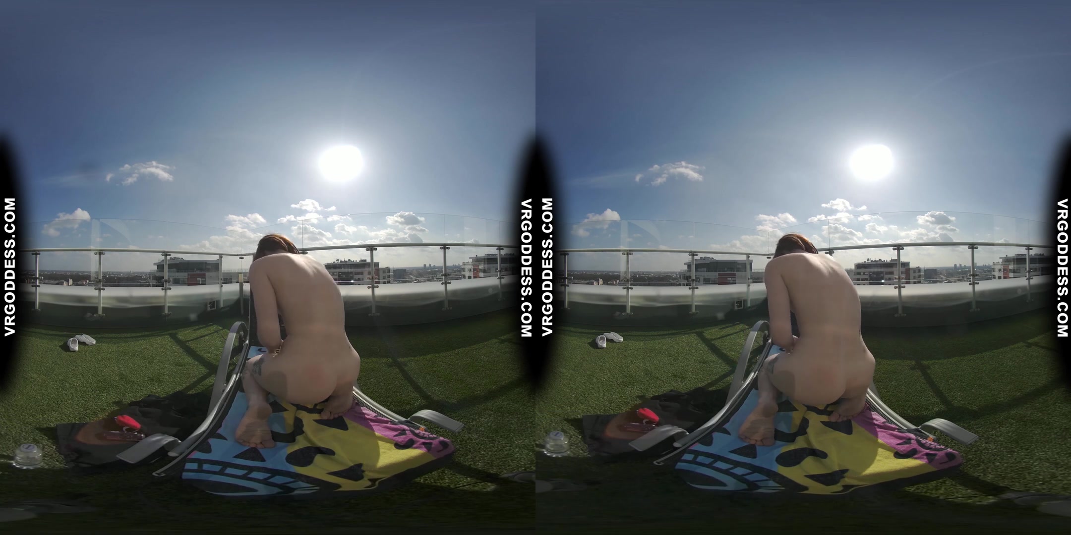 Afternoon Fun In The Sun Hot Tattoo Girl Brille Jills Herself Off Dildoing While Sunbathing