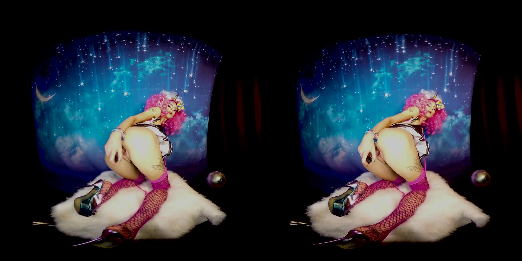 Cute Adelle Unicorn Dresses Up and Toys - Costume Solo Model Toying