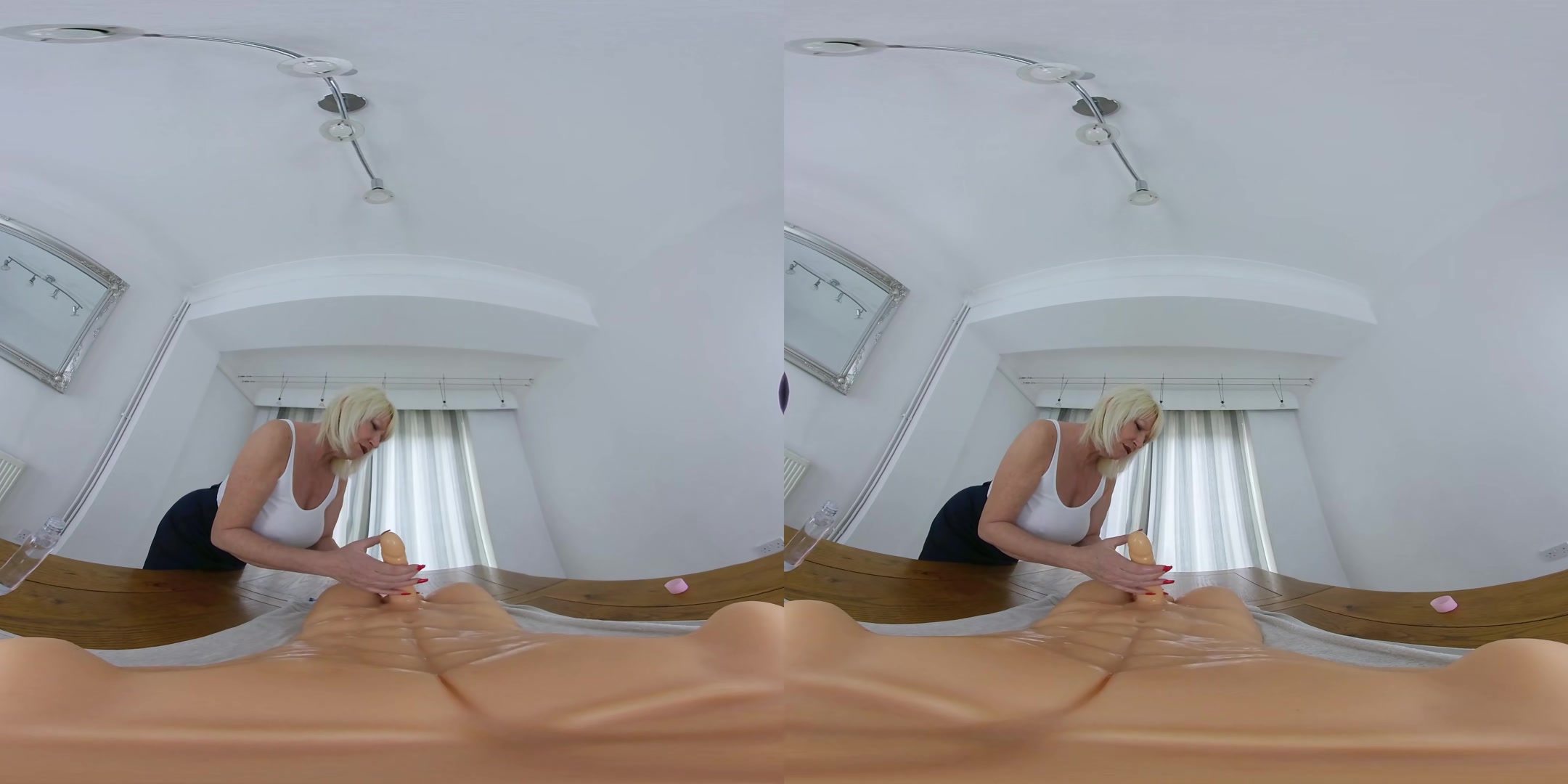 Milf Amy, Oily Massage - JimmyDraws