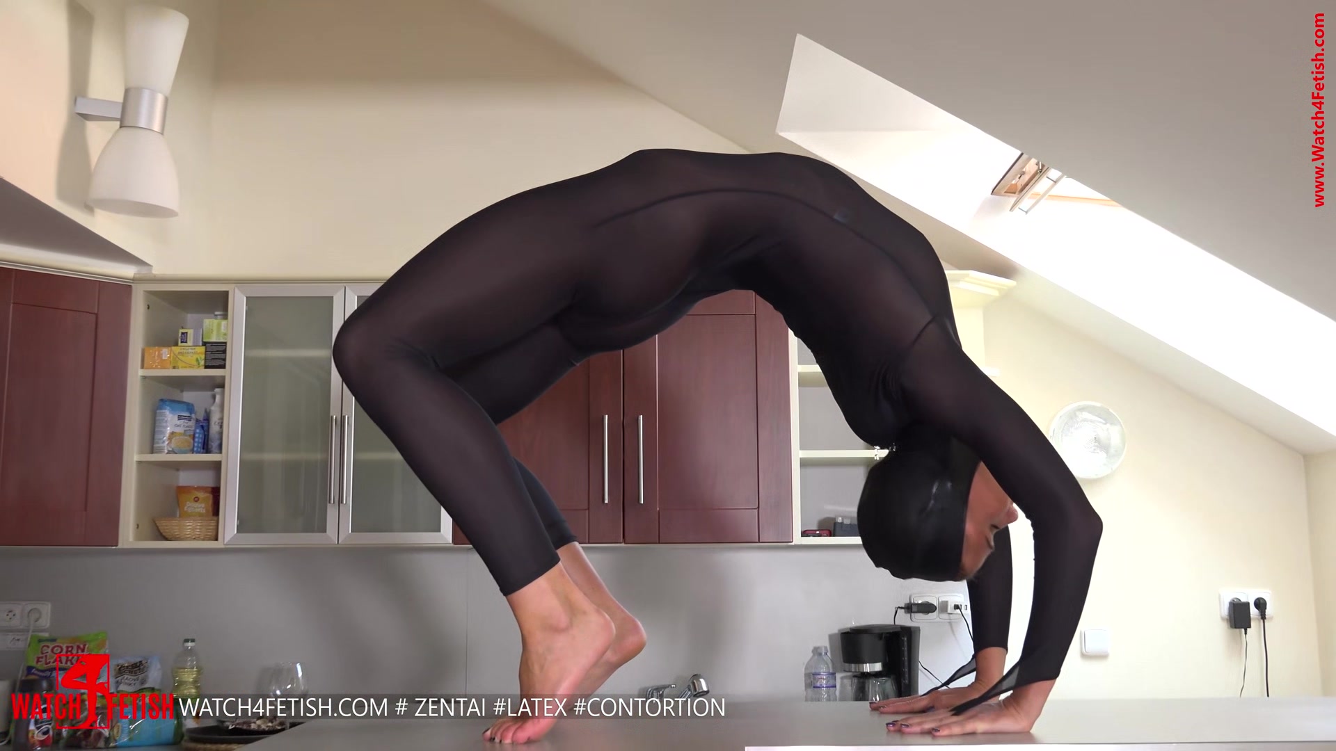Pornstar Alexa in flexible exercises in a zentai catsuit