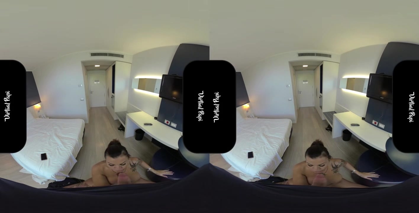 Hold On, I'm Fucking! - VirtualPapi