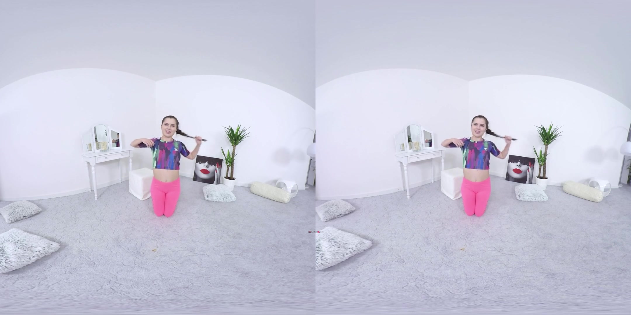 Cassie Fire in teen 18+ Gymnast Stretching - VirtualXPorn