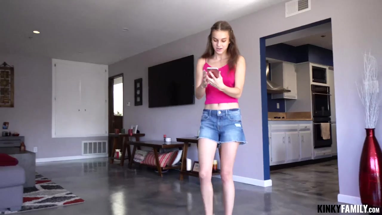 Ellie Idol in Help stepsis with fuck