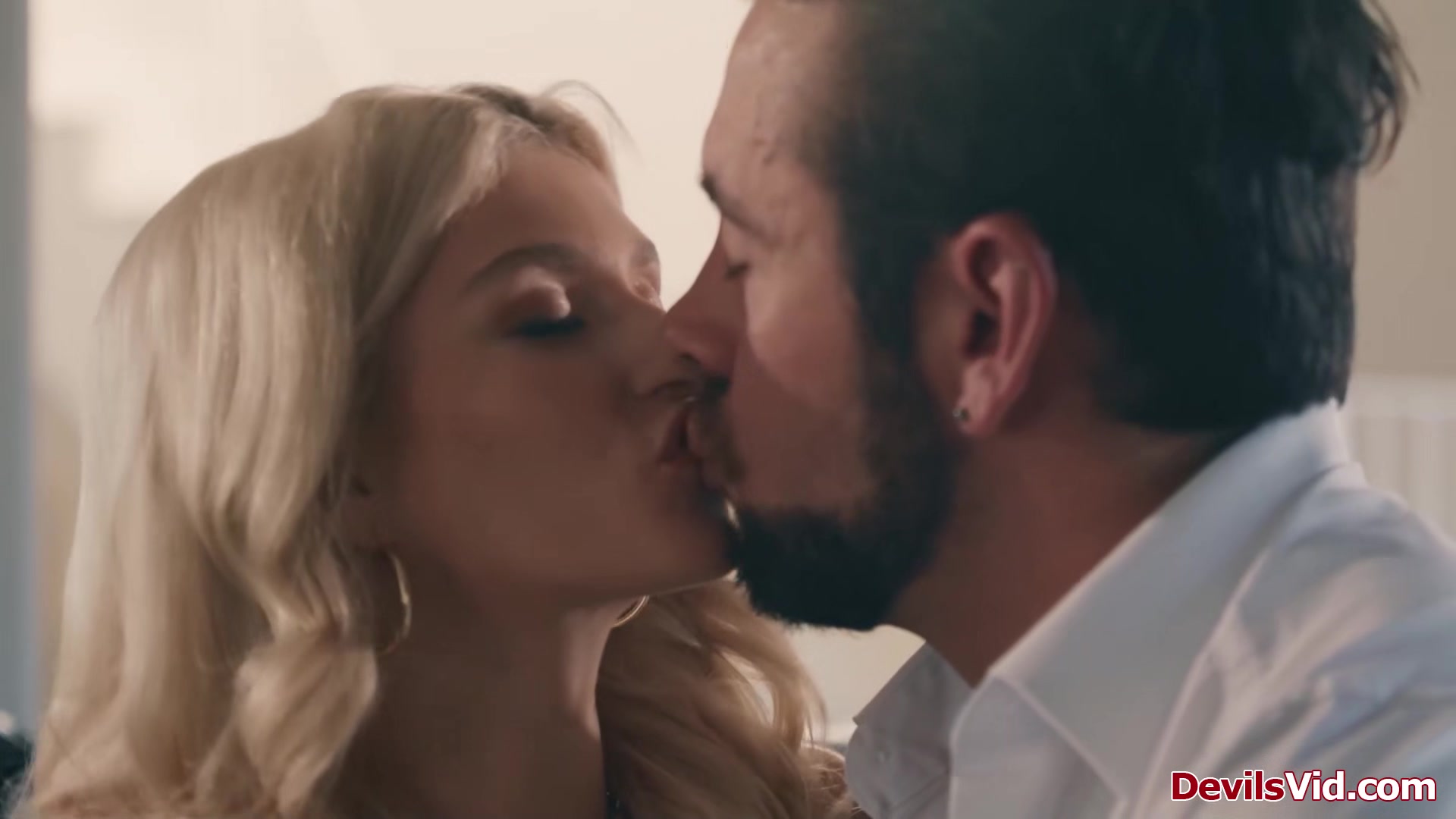 Blonde teen got cheated,fucks stepdads bf to makes it even