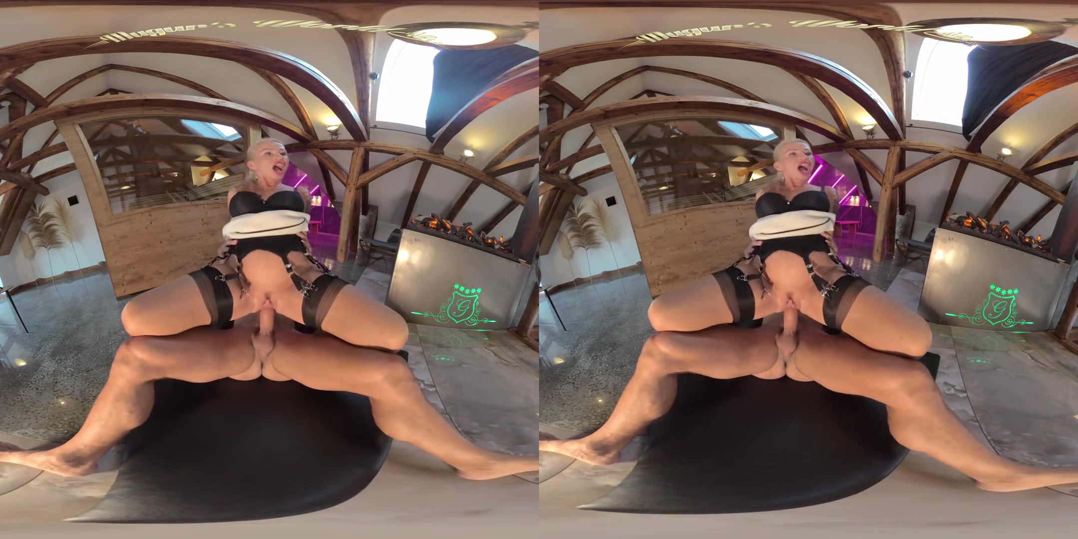 Big Tits MILF Kim Golden Gets Creampied