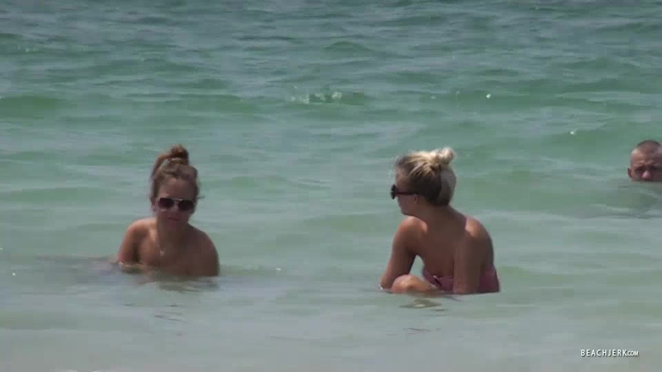 Pink and Blue - BeachJerk