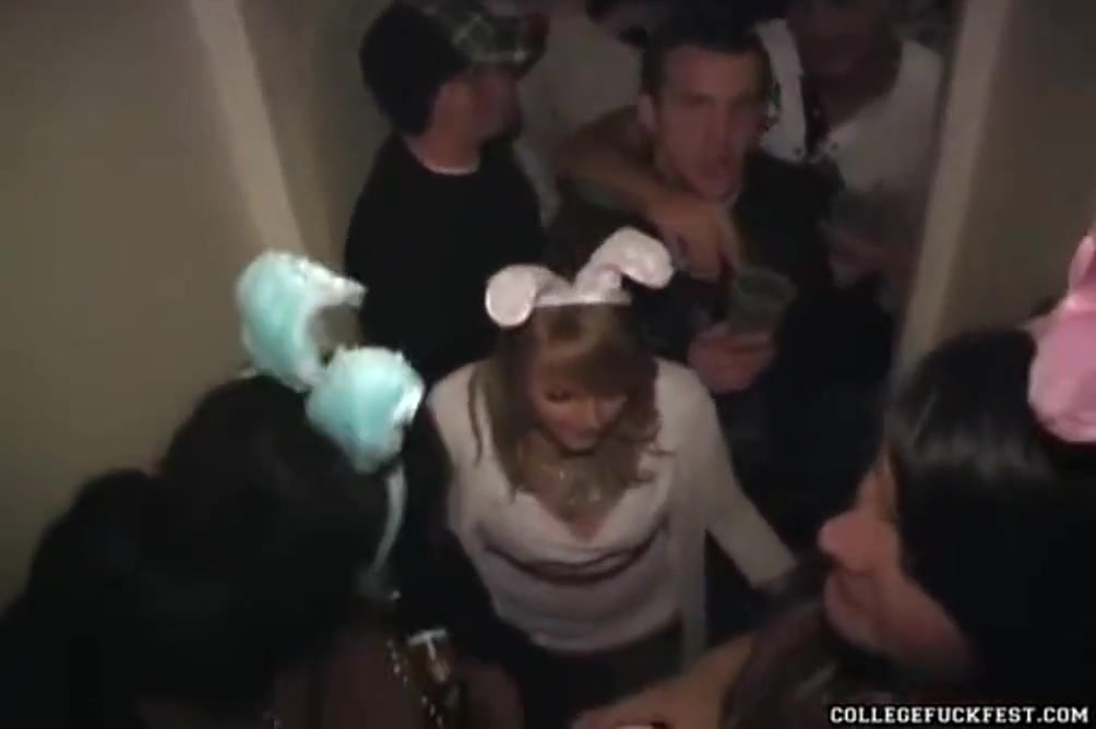 College Slut Fucked In Frat House