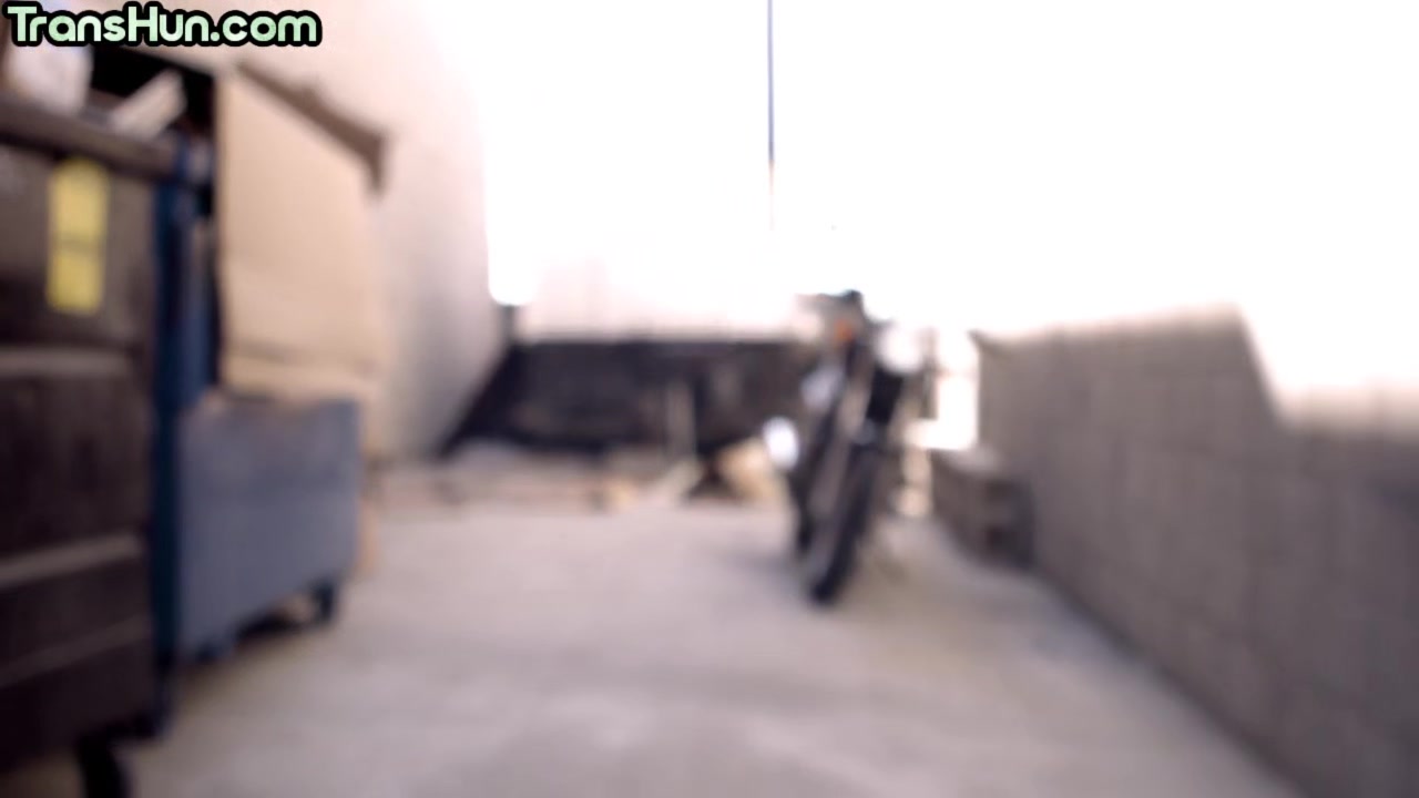 Trans hun in stockings got deepthroat by biker inked bae