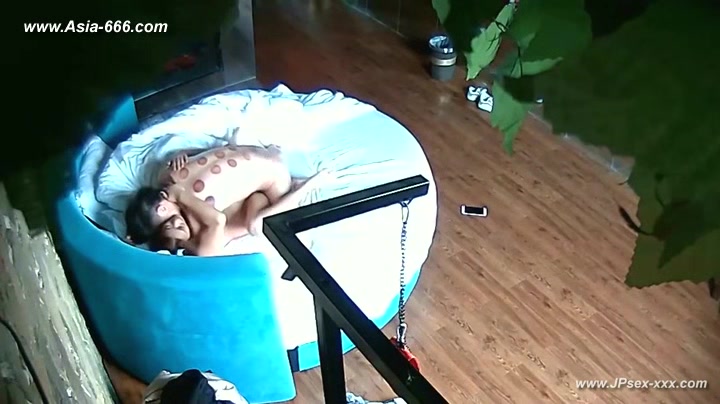 Hackers use the camera to remote monitoring of a lover's home life.347