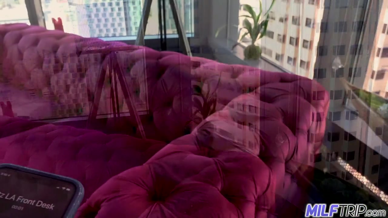 Pepper's MILF Hotel-Fuck - MilfTrip