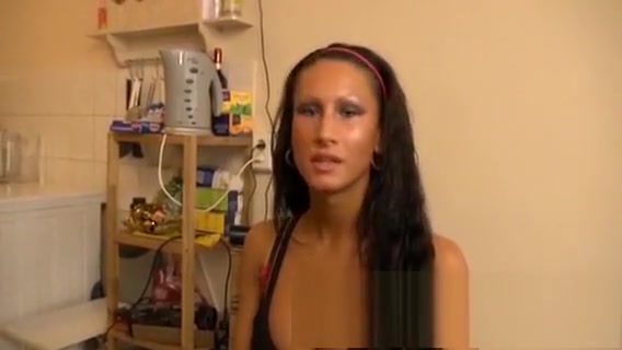 TS slavemasterina Paris Deluxxxe