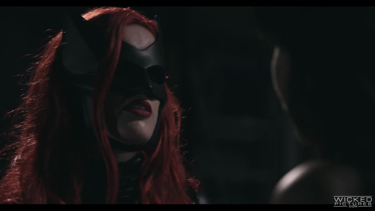 Charlotte Stokely Romi Rain in Justice League XXX An Axel Braun Parody, Scene 3 - Wicked