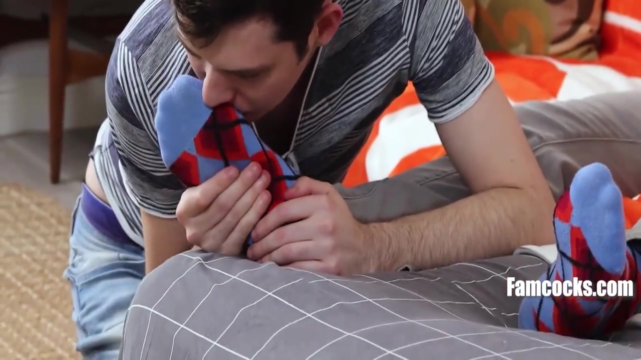 Showing My Appreciation To Hardworking Stepdad 8 Min With Dakota Lovell