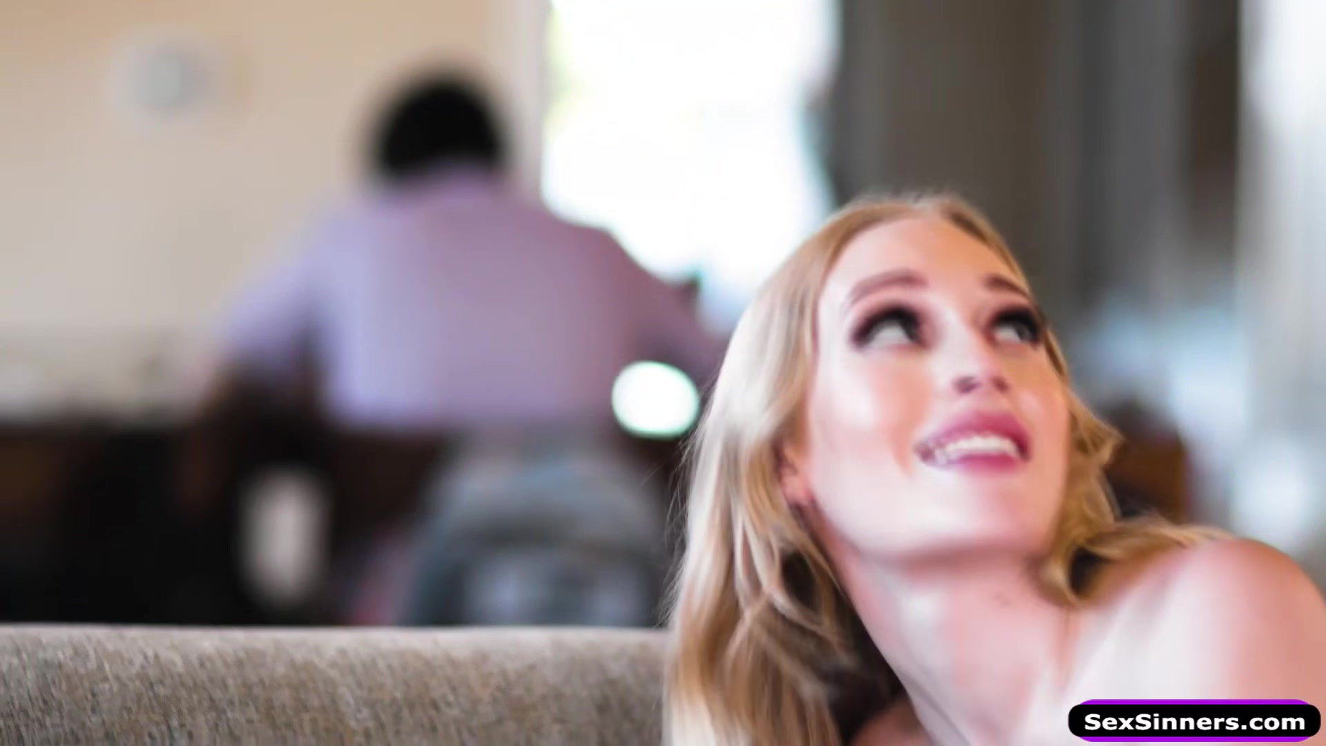 Small tits blonde fucks the pizzaguy behind students 18+ backs