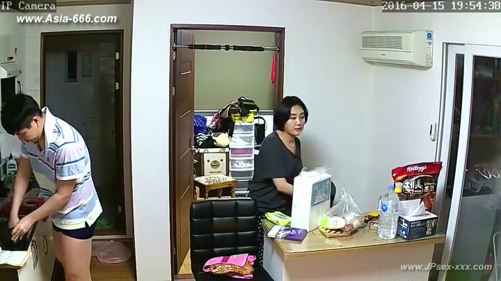Hackers use the camera to remote monitoring of a lover's home life.309