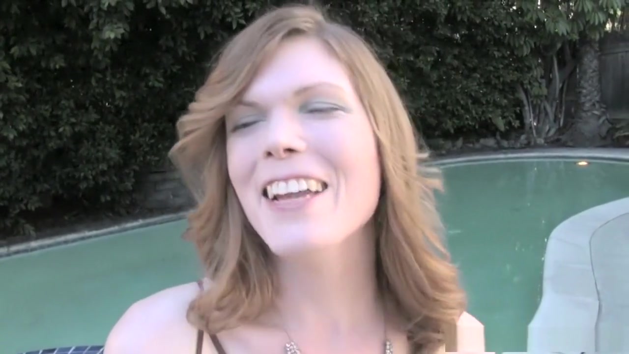 Smalltit tgirl masturbating in solo action