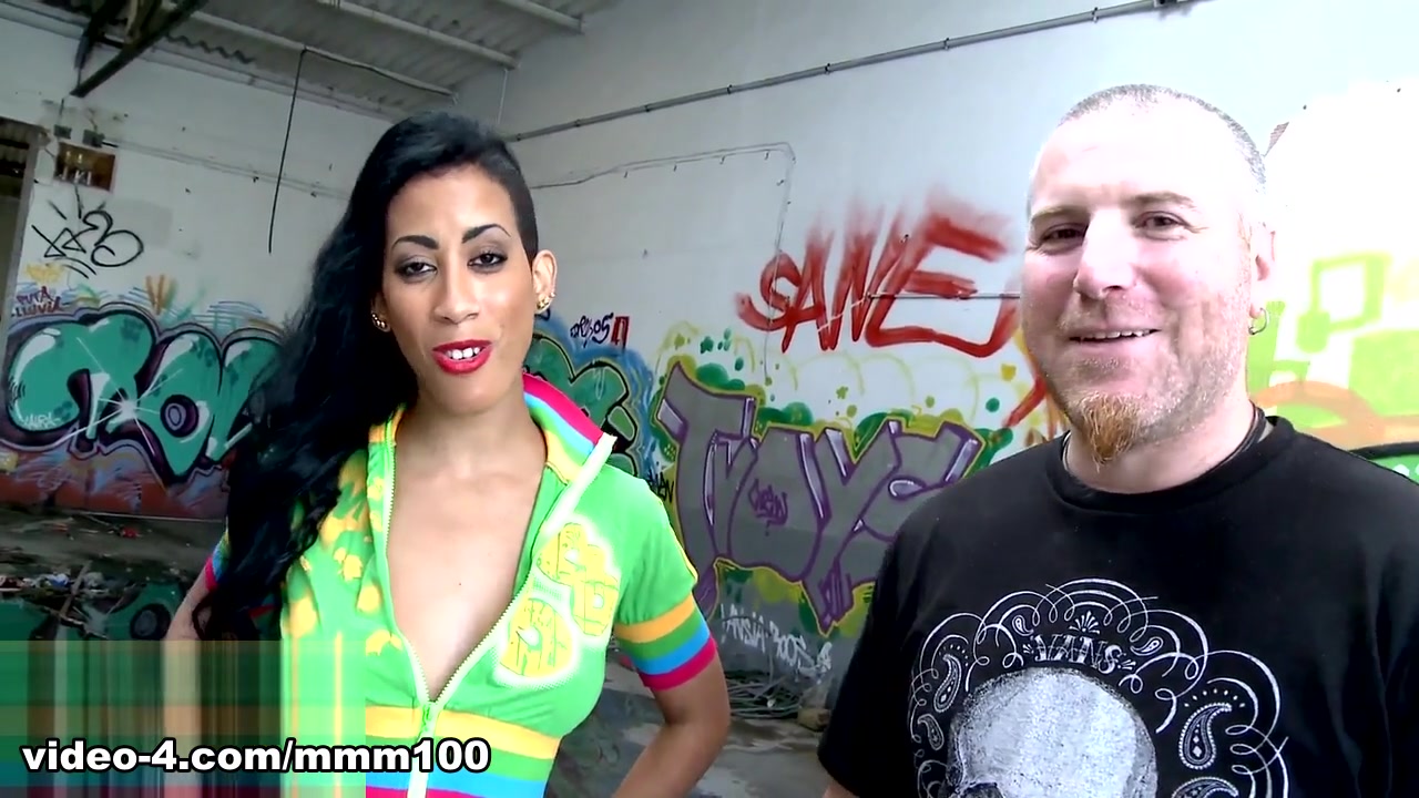 Afra Red in Video Interview Porno With Afra Red - MMM100